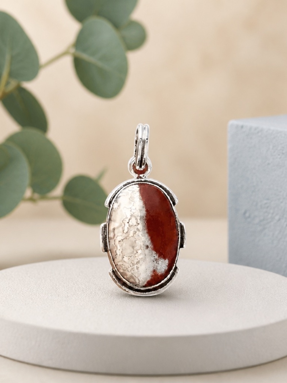 NEW! Laguna Lace Agate Necklace
